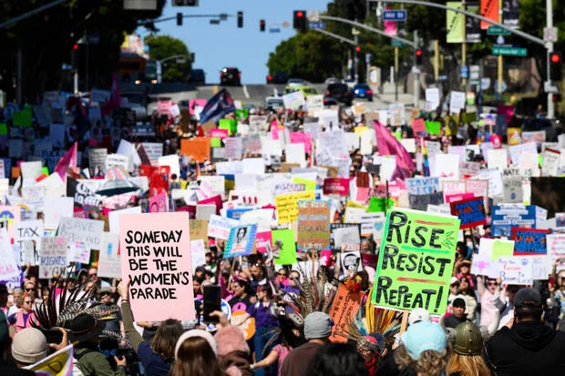 Demonstrații din 8 Martie, 2025, in Los Angeles. William Liang / AP