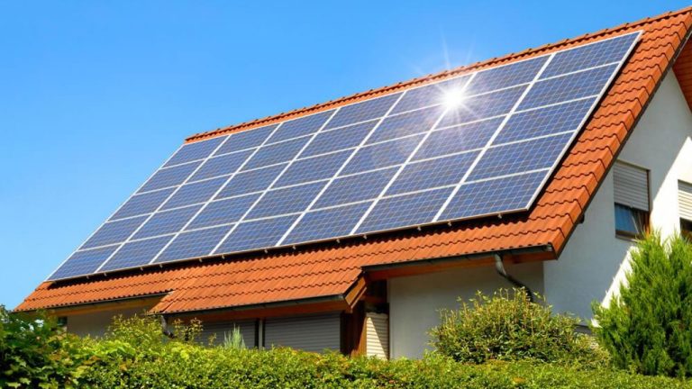 how-do-solar-panels-work-1280x720