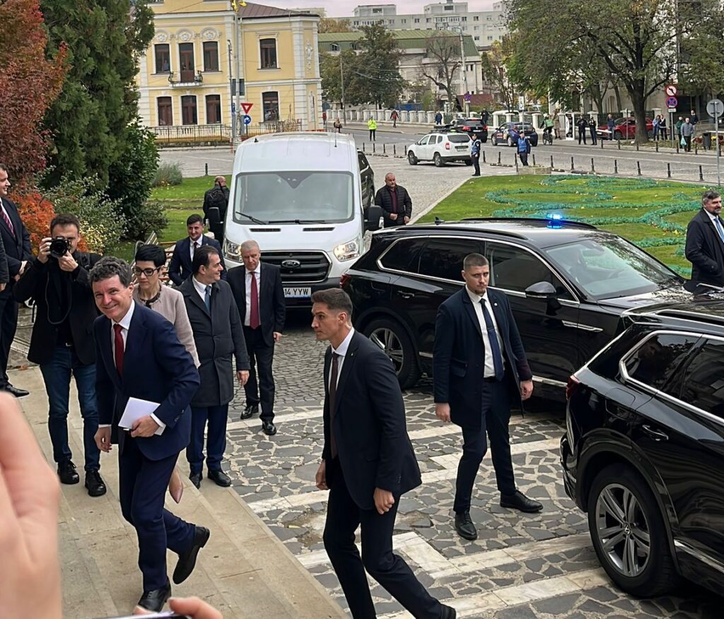 nicusor-dan-spp-e1761305750558-1024x876