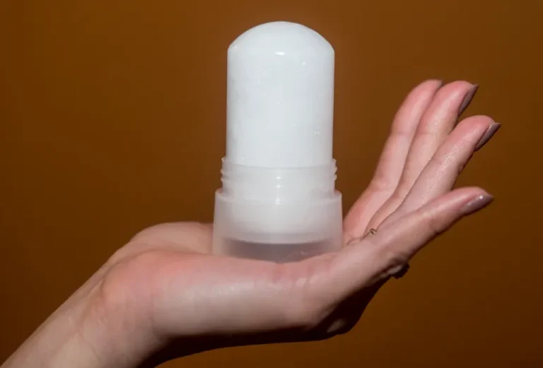 Andreea-Ibacka-piatra-de-alaun-4-of-4