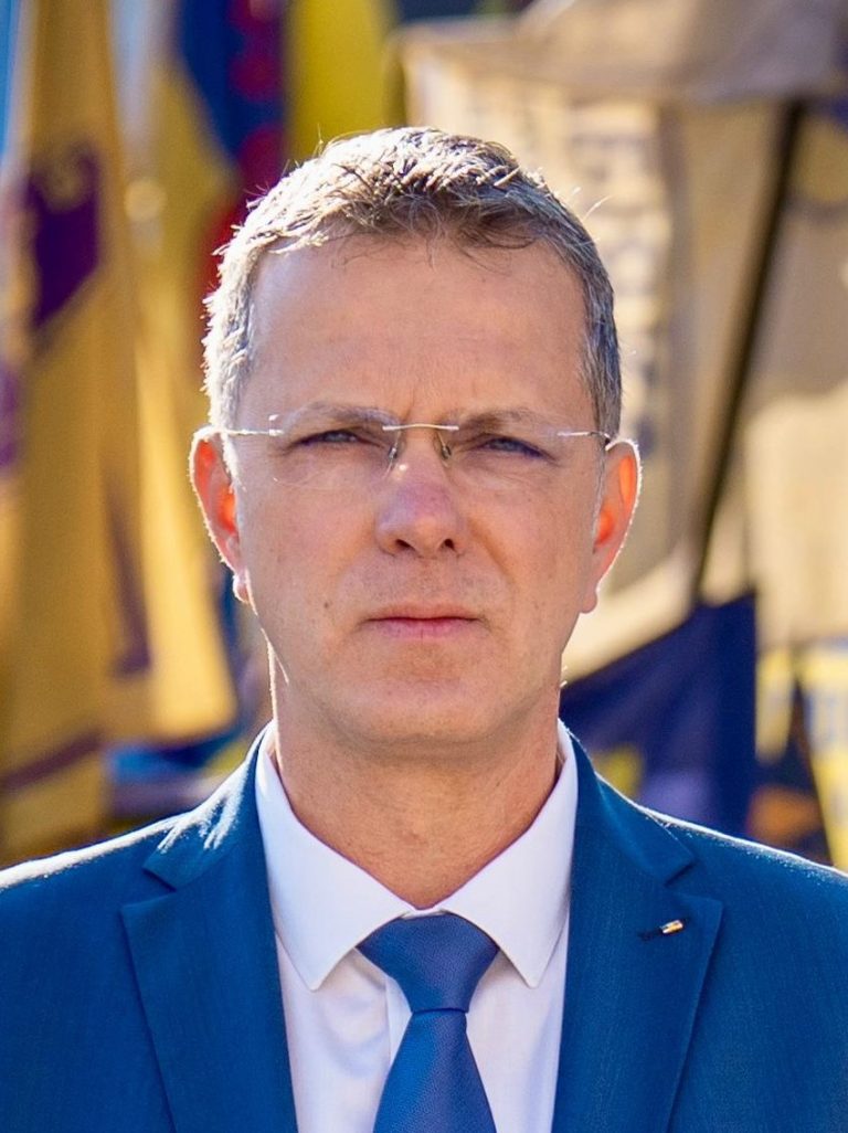 Ionuț_Moșteanu_and_Mihai_Jurca_(cropped)