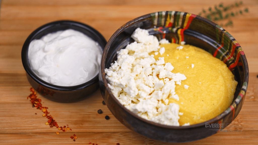 81--mamaliga-cu-branza-si-smantana-400gr