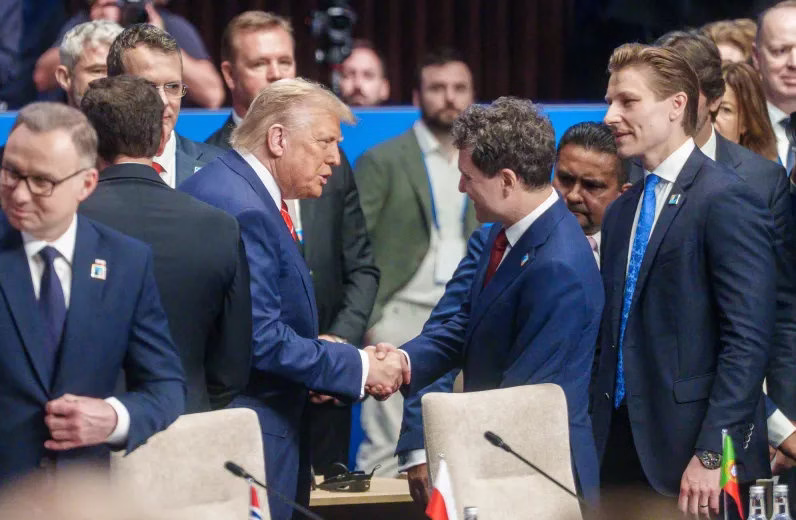 Decizia-neasteptata-luata-de-Donald-Trump-in-privinta-Romaniei-1
